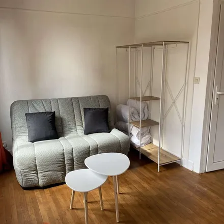 Rent this 1 bed apartment on 2 Rue Aristide Briand in 61400 Mortagne-au-Perche, France