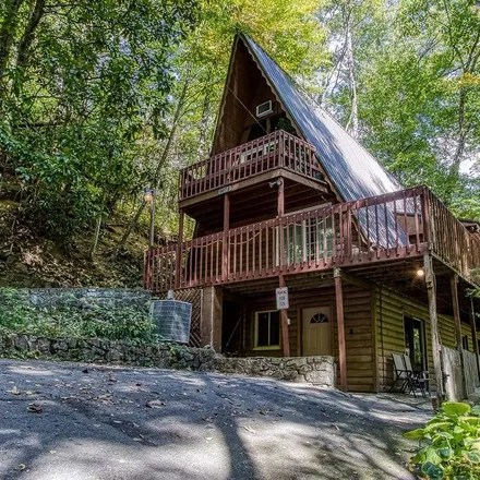 Buy this 4 bed loft on 1128 Ski Mountain Road in Chalet Village, Gatlinburg