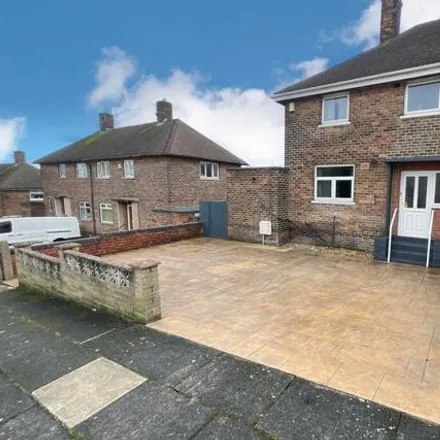 Buy this 3 bed duplex on Goore Avenue in Sheffield, S9 4GE