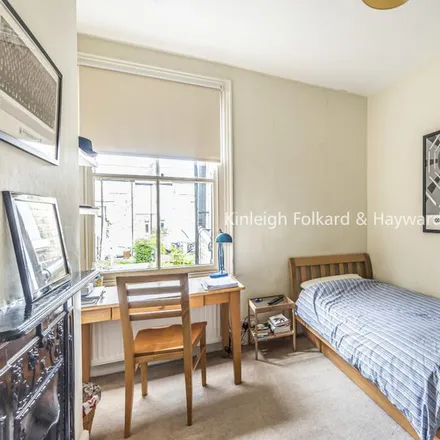 Image 6 - Chasefield Road, London, SW17 8HH, United Kingdom - House for rent