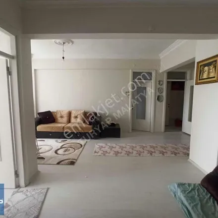 Rent this 3 bed apartment on Dağcılar sokak in 44120 Battalgazi, Turkey