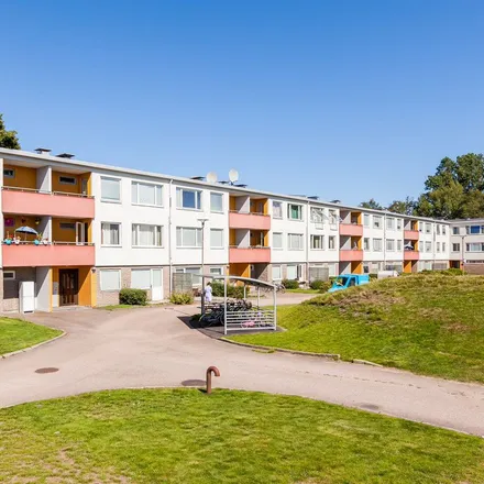 Rent this 3 bed apartment on Andersbergsringen 18 in 302 21 Halmstad, Sweden