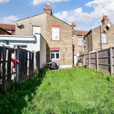 Buy this 3 bed townhouse on Caledon Road in London, E6 2HA