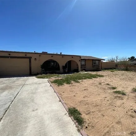 Image 2 - 20517 Eyota Road, Sunset Hills, Apple Valley, CA 92308, USA - House for sale