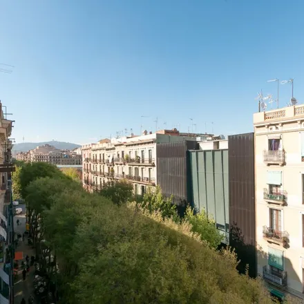 Image 2 - Carrer del Parlament, 39, 08001 Barcelona, Spain - Apartment for rent