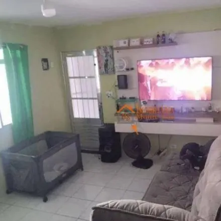 Buy this 3 bed house on Rua Gravataí in Cocaia, Guarulhos - SP
