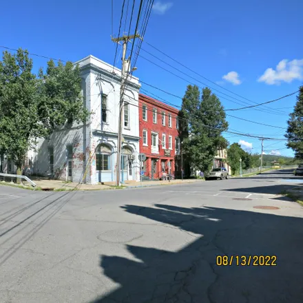 Image 1 - 1 Saunders Street, Village of Whitehall, Washington County, NY 12887, USA - Duplex for sale