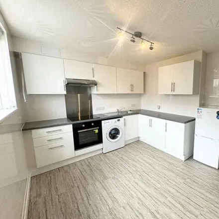 Rent this 2 bed townhouse on 46 Drygrange Road in Glasgow, G33 5QA