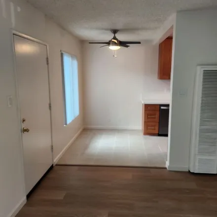 Rent this 2 bed apartment on Factory 2-U in East 11th Street, Long Beach