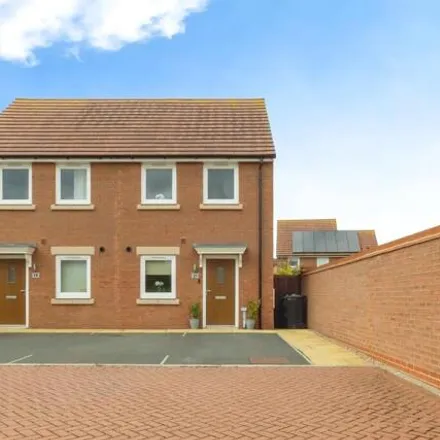 Buy this 2 bed duplex on 25 Woodpecker Close in West Bridgford, NG2 7YX