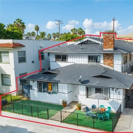 Buy this 23 bed house on 1879 East 8th Street in Long Beach, CA 90813