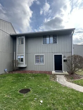 Rent this 3 bed condo on 7945 Benjamin Drive in Lawrence, IN 46226