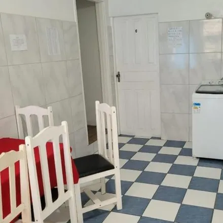 Buy this 8 bed house on Bloco H in Rua Professora Áurea Cruz, Capoeiras