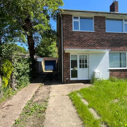 Rent this 3 bed duplex on 27 Norvic Drive in Norwich, NR4 7NN