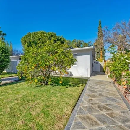 Image 4 - Alley ‎80506, Los Angeles, CA 91307, USA - House for sale