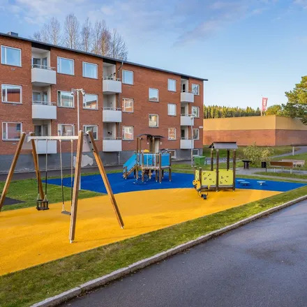 Rent this 3 bed apartment on Strandvägen 11 in 854 66 Njurunda District, Sweden