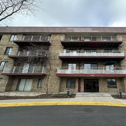 Buy this 3 bed condo on unnamed road in Rolling Meadows, IL 60005