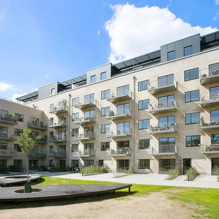 Rent this 3 bed apartment on Bygmestervej 1B in 2400 København NV, Denmark