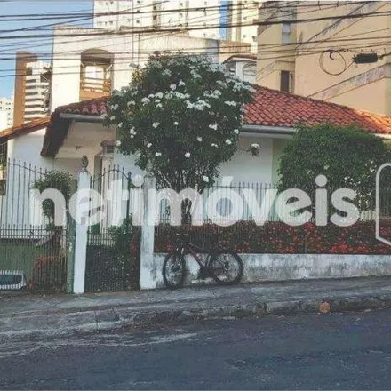 Buy this 6 bed house on Kelsor Fernandes Imóveis in Rua Mato Grosso, Pituba