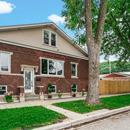 Buy this 4 bed house on 5000 West Windsor Avenue in Chicago, IL 60630