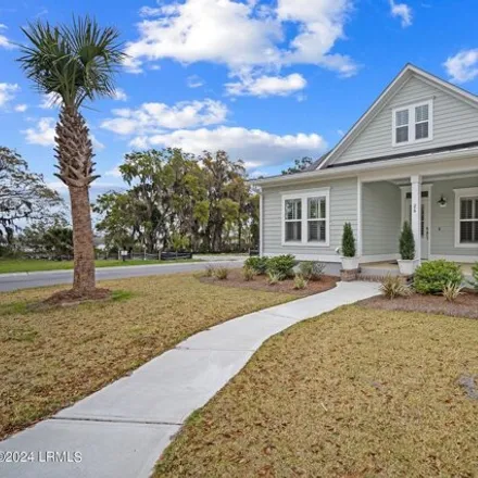 Buy this 3 bed house on Miller Drive East in Oakwood Park, Beaufort County
