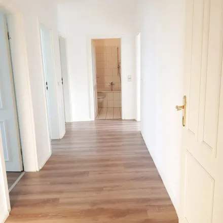 Rent this 3 bed apartment on Hilbersdorfer Straße 66 in 09131 Chemnitz, Germany