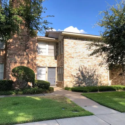 Rent this 3 bed townhouse on 513 Towne House Lane in Richardson, TX 75081