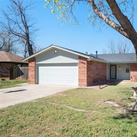 Buy this 3 bed house on 1731 Greenway Avenue in Yukon, OK 73099