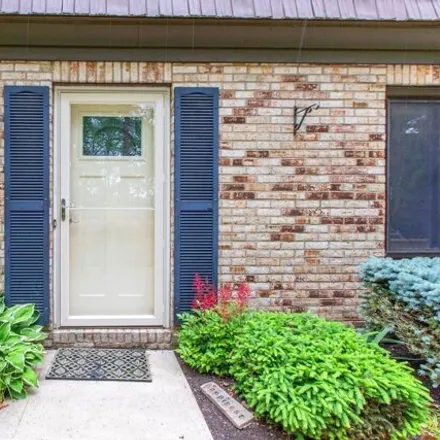 Image 2 - 601 Tollis Pkwy Unit 601, Broadview Heights, Ohio, 44147 - Townhouse for sale