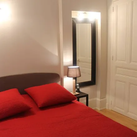 Image 8 - Dijon, Côte-d'Or, France - Apartment for rent