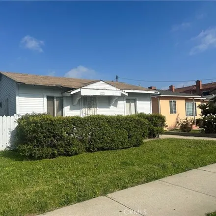 Buy this 7 bed house on 14640 South Budlong Avenue in Gardena, CA 90247