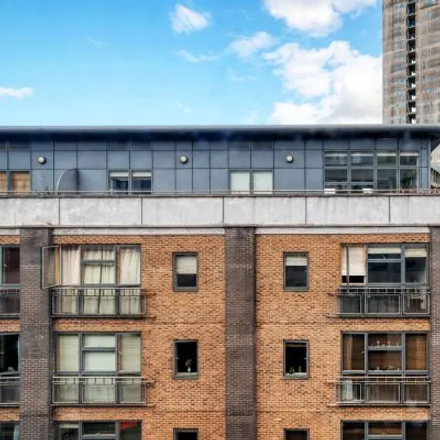 Image 6 - Shoreditch Heights, 105 Britannia Walk, London, N1 7RH, United Kingdom - Apartment for rent