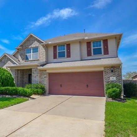 Rent this 4 bed house on 28 Fountain Bend Lane in Fort Bend County, TX 77406
