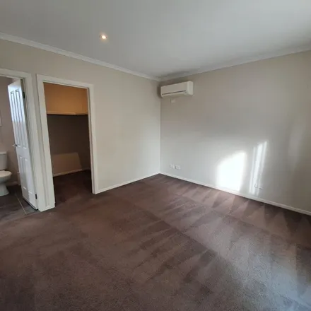 Rent this 3 bed apartment on Mill Road in Oakleigh VIC 3166, Australia