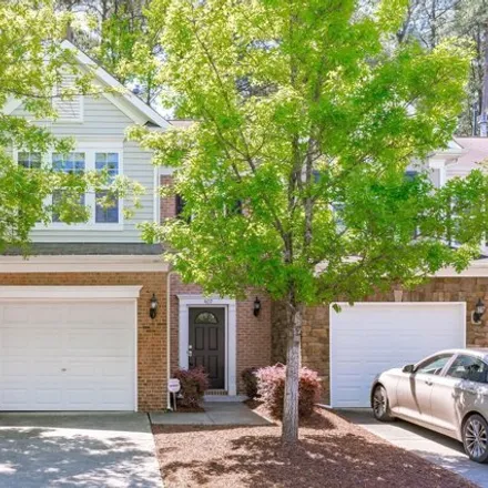 Image 3 - 449 Perrault Drive, Cary, NC 27560, USA - Townhouse for sale