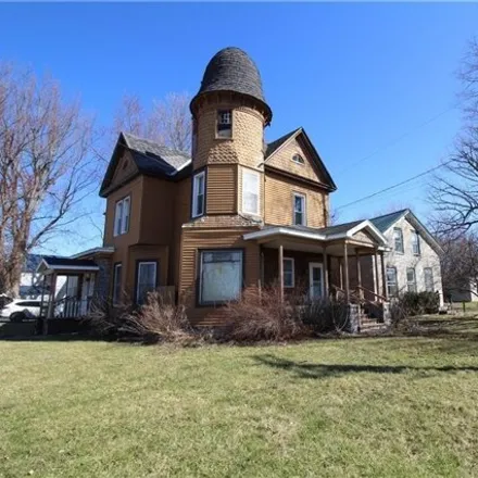 Image 1 - 204 East Main Street, Village of Brownville, City of Watertown, NY 13601, USA - House for sale