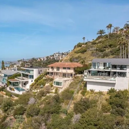 Image 2 - 635 Nyes Place, Laguna Beach, CA 92651, USA - House for sale