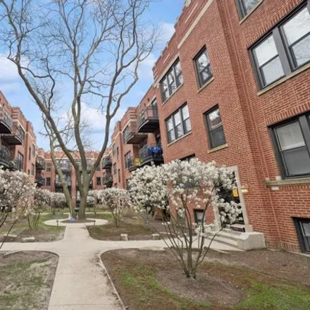 Buy this 2 bed condo on 5913-5923 North Paulina Street in Chicago, IL 60660