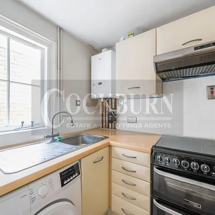 Rent this 1 bed townhouse on 167 Green Lane in Belmont, London