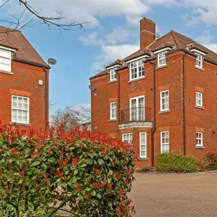 Buy this 2 bed apartment on 18 Newmarket Court in St Albans, AL3 5LN