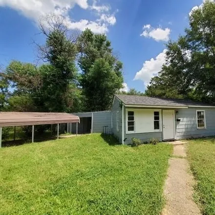 Buy this 3 bed house on 3410 Pleasant Drive in Shreveport, LA 71109