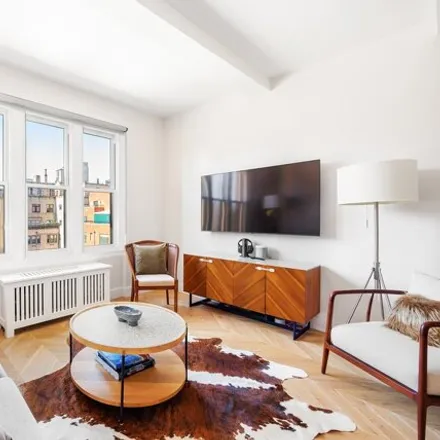 Buy this studio apartment on 71 East 87th Street in New York, NY 10128