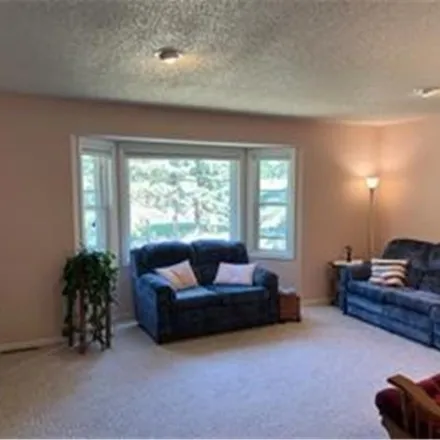 Image 7 - 210 Knollwood Street West, Annandale, Wright County, MN 55302, USA - House for sale