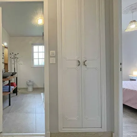 Rent this 2 bed townhouse on Maison France Services in 2 Rue du Vieux Moulin, 61290 La Roche