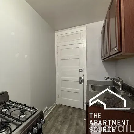Image 4 - 3529 W Wrightwood Ave, Unit 1E - Apartment for rent
