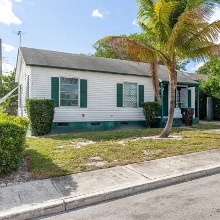 Buy this 3 bed house on 866 McIntosh Street in West Palm Beach, FL 33405
