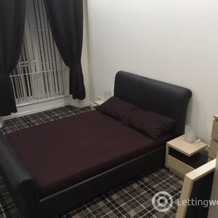 Image 7 - Travelodge Glasgow Queen Street, 78 Queen Street, Glasgow, G1 3DN, United Kingdom - Apartment for rent