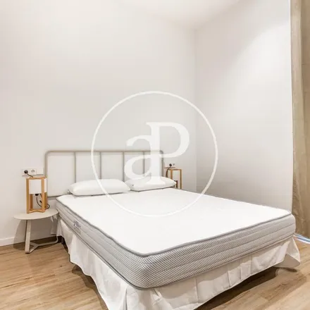 Image 4 - Carrer de Roger de Lauria, 46002 Valencia, Spain - Apartment for rent