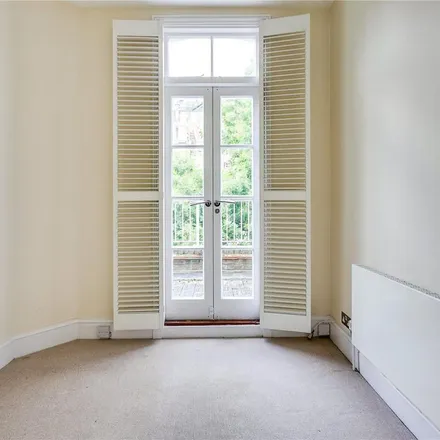 Rent this 3 bed townhouse on 12 Alexander Place in London, SW3 2AY