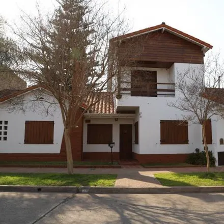Buy this 3 bed house on Cardenal Cagliero in Bernal Este, B1876 AWD Bernal